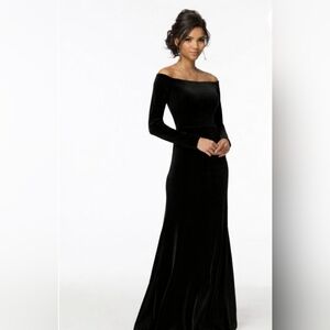 Mori Lee Velvet Off The Shoulder Gown Dress Size 8 Black